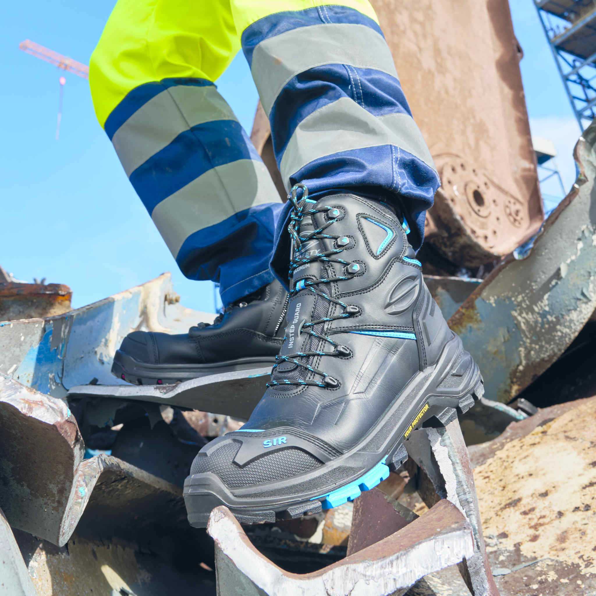 SROTER Uomo Donna Scarpe da Lavoro Antinfortunistiche con Punta in Acciaio Scarpe Sportive di Sicurezza Impermeabili Stivali da Neve Inverno Scarpe da Trekking Stivaletti Rosso 41 EU