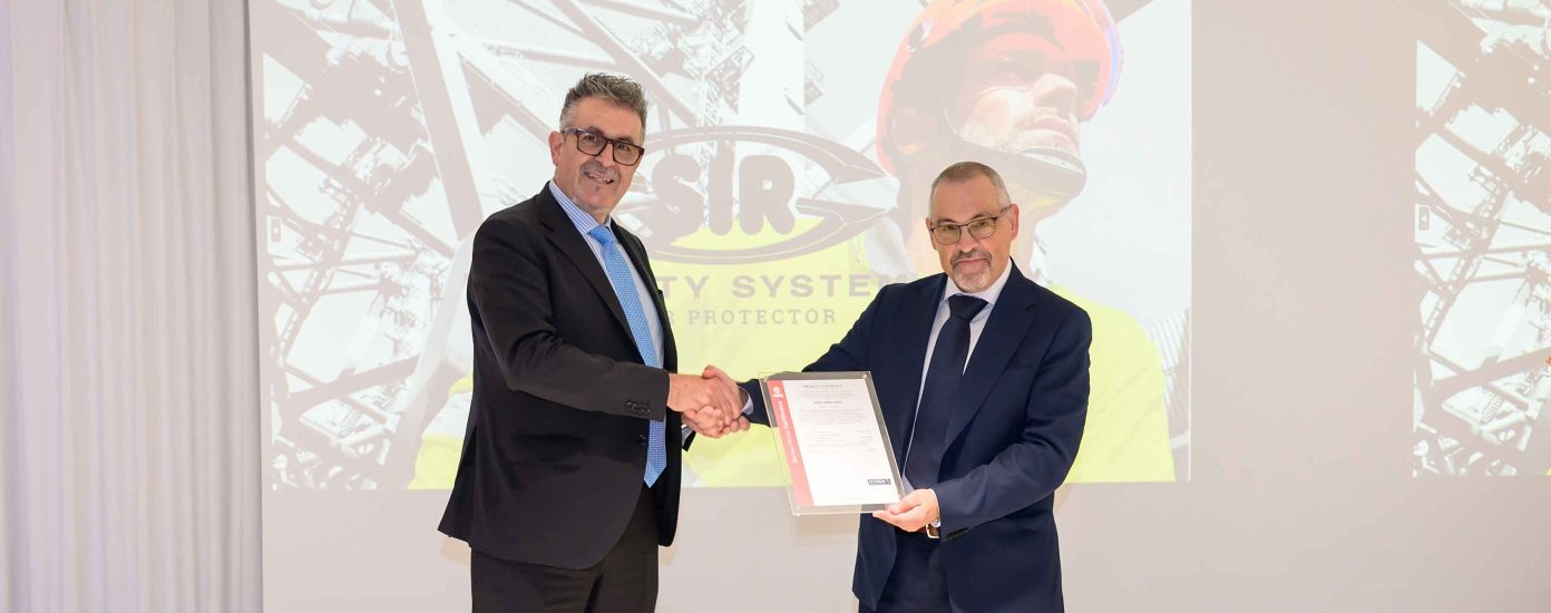 2bb84de72c9ac626f32f72587a751f7e5c44fa3a